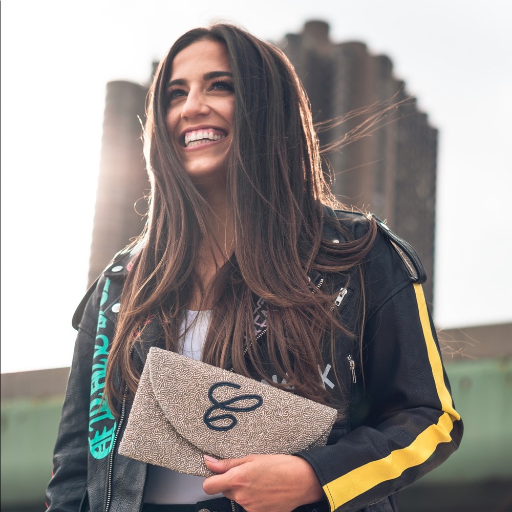 Meet your Posher, Christina